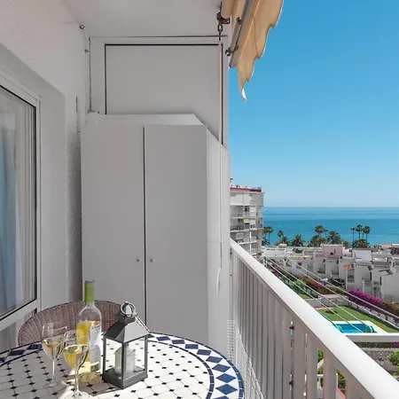 Cozy Next To The And Center Appartement Nerja