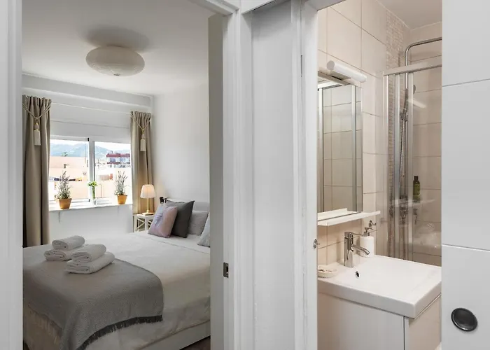 Cozy Next To The And Center * Nerja