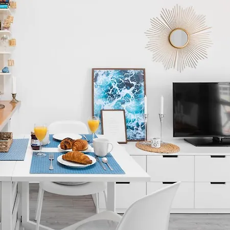 דירה Cozy Next To The And Center