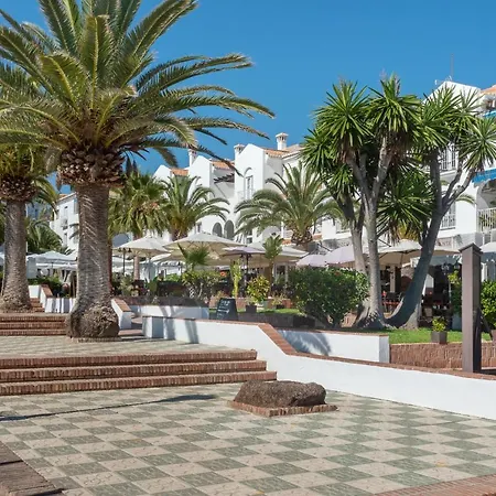 Cozy Next To The And Center Apartamento